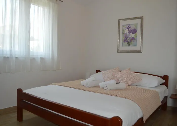 Apartments Mija